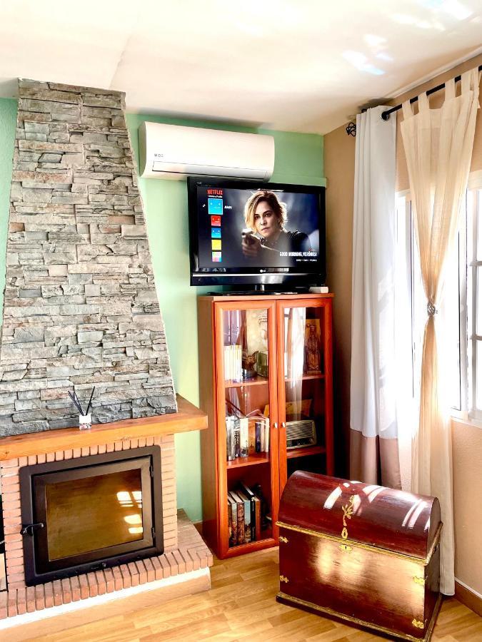 Cozy Studio In Benajarafe With Chimney Exterior foto